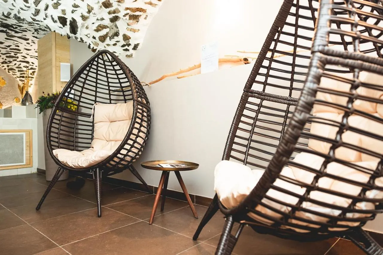 Le Grand Aigle Hotel & Spa****